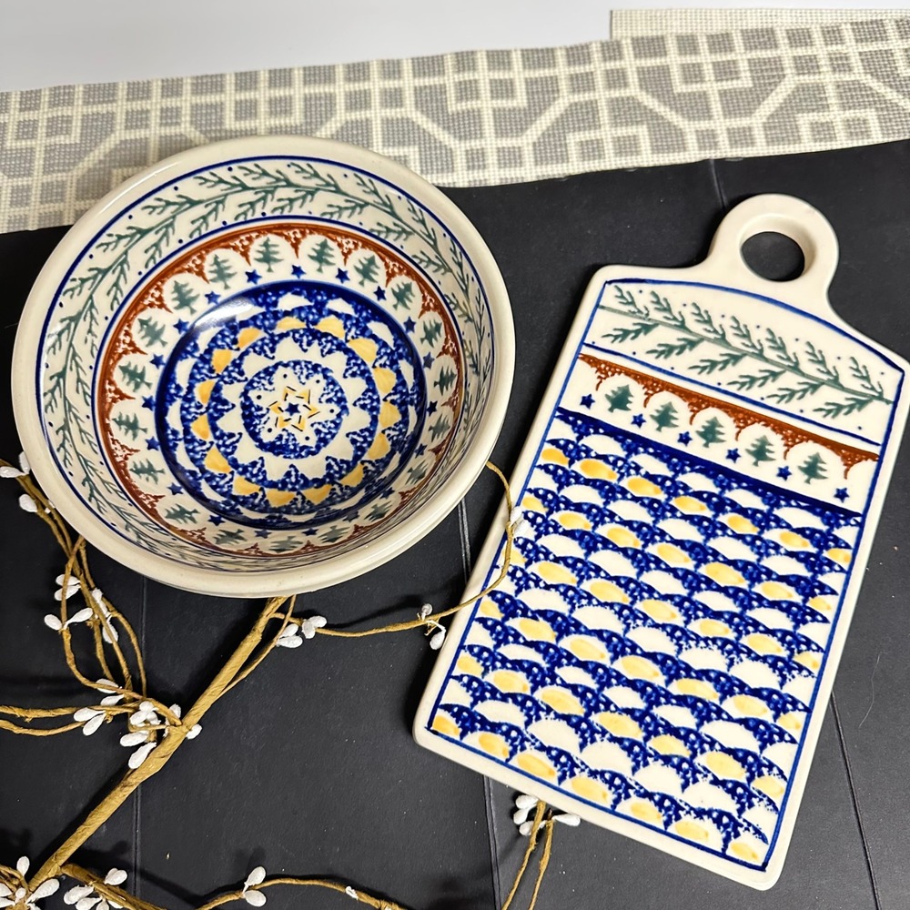 Polish Pottery Boleslawiec Cheese Charcuterie Cutting Board & 7" Bowl‎